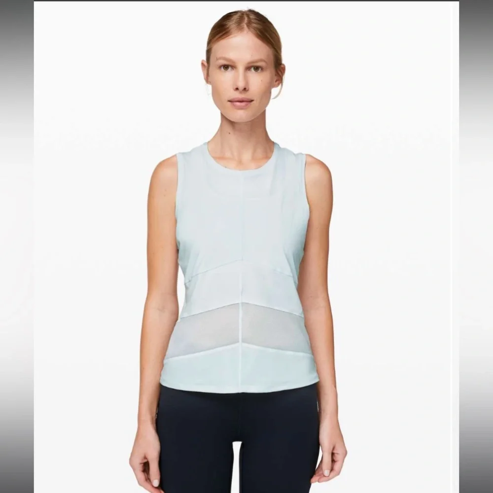 Lululemon Court Crush Tank Almost Blue Size 4
